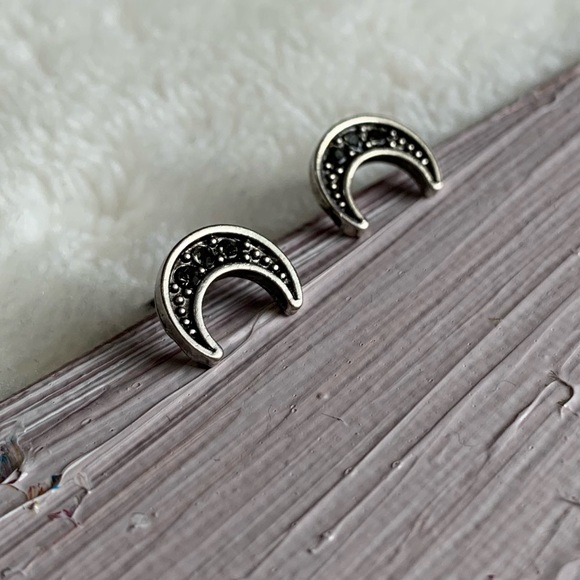 5⭐️Last Set! Boho Silver + Marcasite Crescent Stud - Picture 3 of 7